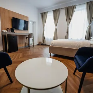 Aristide House Pensiune