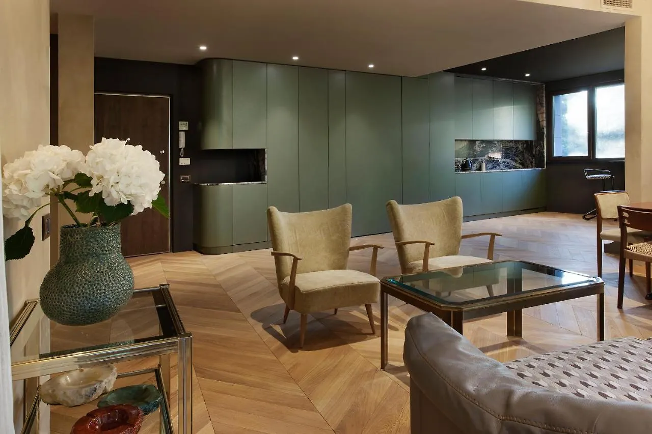 شقة فندقية بوخارست Room12 House