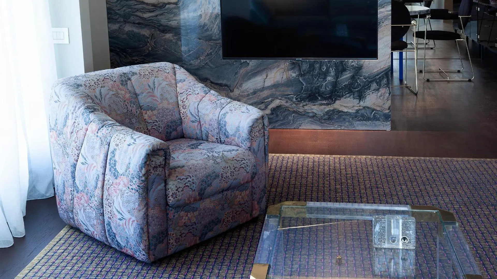 Room12 House Бухарест 0*,  Румыния