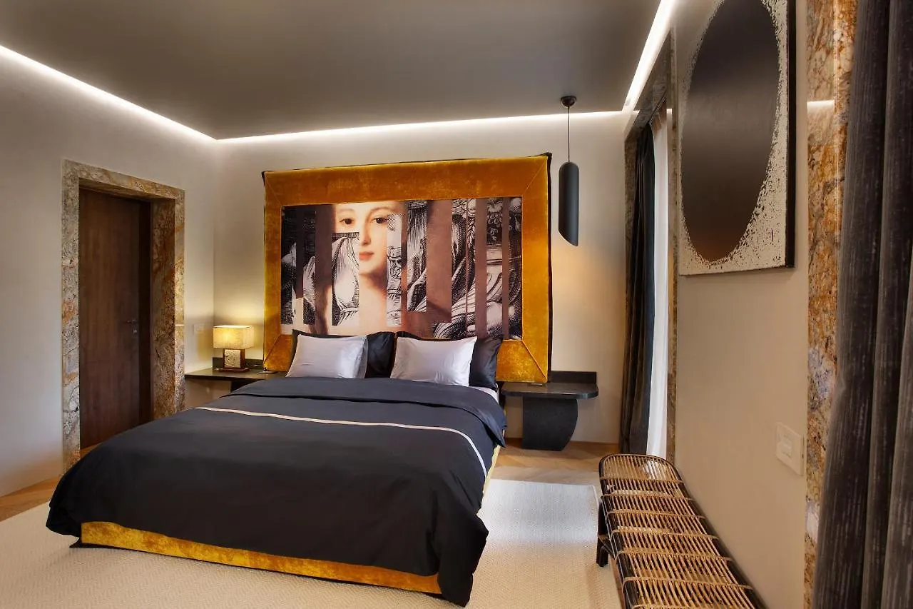 Room12 House Bucharest